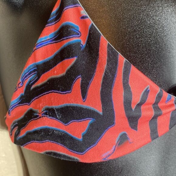 Jolyn Declan swim bikini top medium pink tiger like print w blue and purple - Picture 4 of 6
